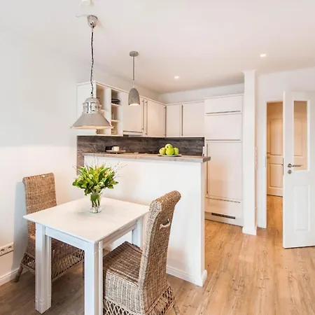 아파트 Weisse 2 3 Deichkind *